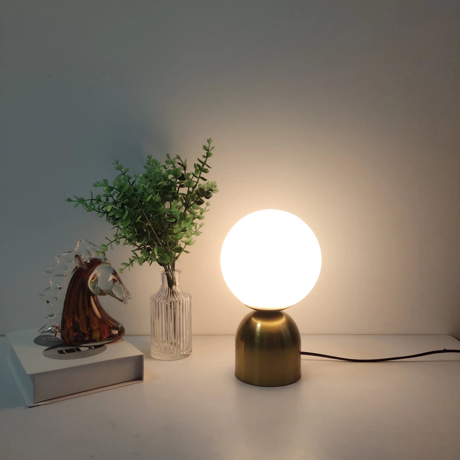 Gossau | Gold Metal Glass Ball LED Desk Light Fixture With Hat