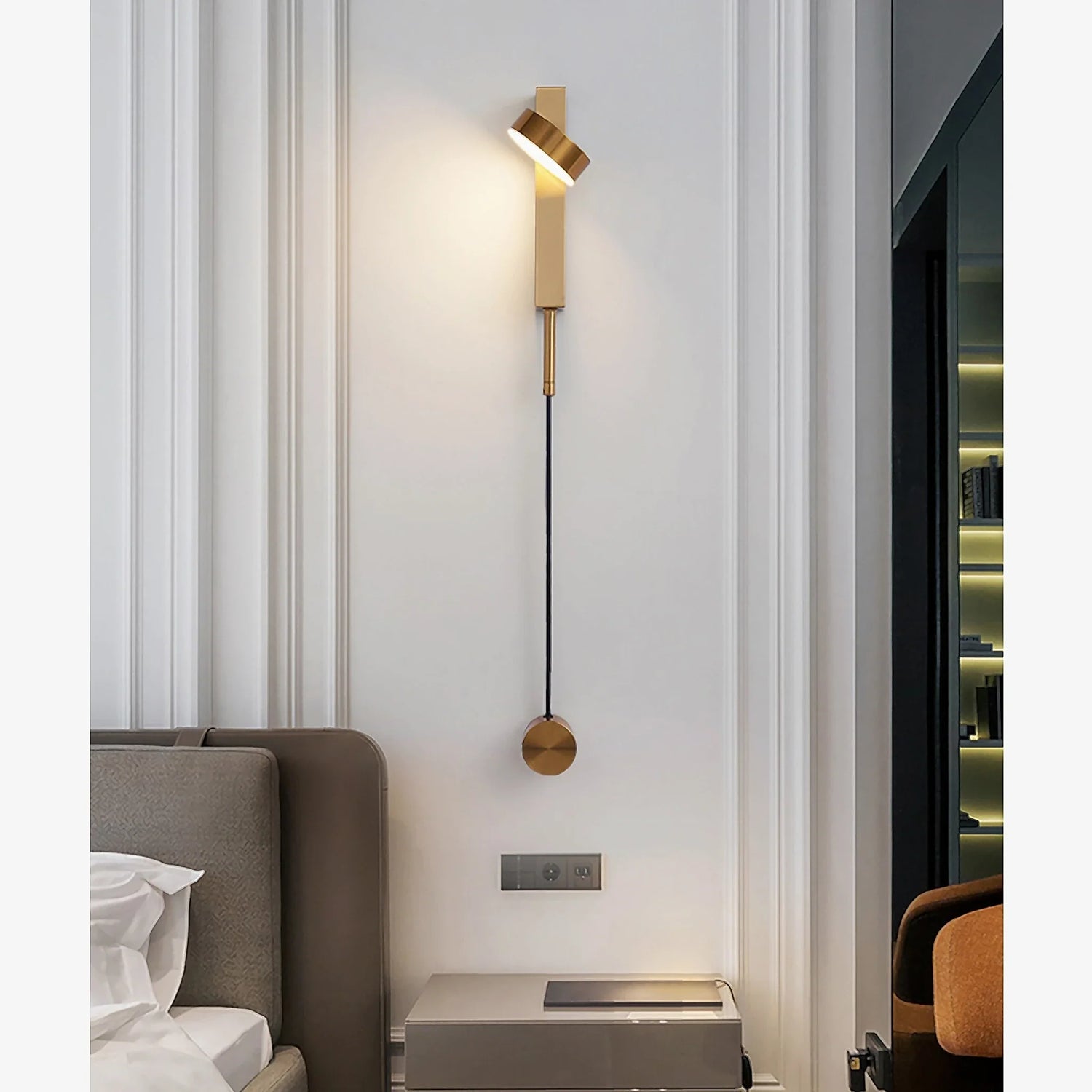 Hergiswil | Black/Gold Simple Rotating Indoor LED Wall Sconce