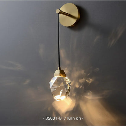 Horgen | Gold Diamond Design Crystal Wall Lamp