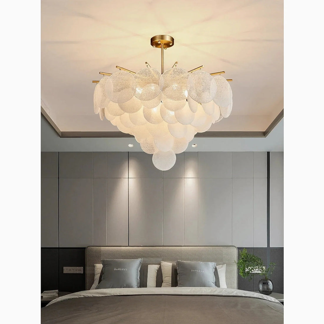 Péone | Round Obscure Glass Ceiling Chandelier